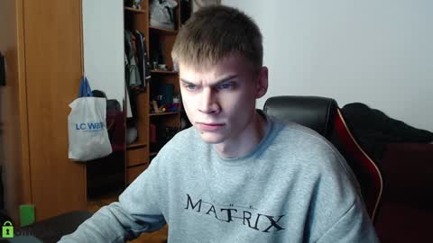 Snapshot of daniel_padalecki chatting on December 5, 8:22 pm Daniel online show from December 5, 8:22 pm