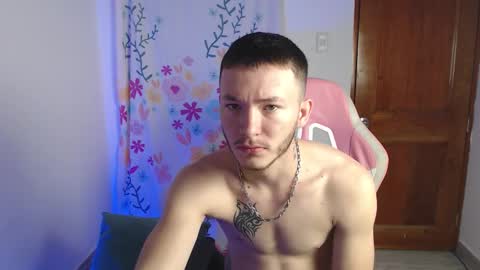 Snapshot of daniela_cute22 chatting on February 20, 10:16 am DANIELA online show from February 20, 10:16 am