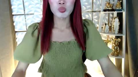 daniela_mondragon online show from April 2, 11:35 pm