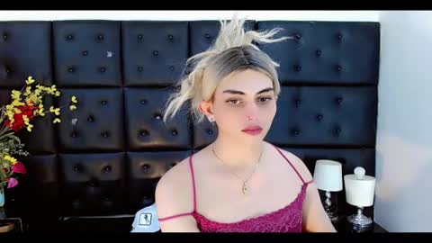 daniela_pink_ online show from February 15, 11:34 pm