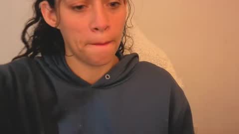 daniela_rivasthl online show from March 15, 6:52 am