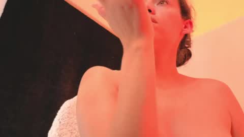 daniela_rivasthl online show from March 29, 3:50 am