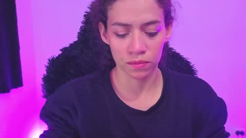 daniela_rivasthl online show from April 24, 4:48 am