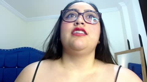 Snapshot of daniela_saenz_ chatting on December 14, 4:52 pm DANIELA online show from December 14, 4:52 pm