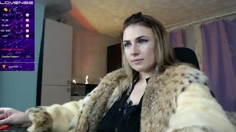 Daniela Cooper online show from February 4, 5:55 pm