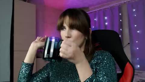 Daniela Cooper online show from October 12, 5:12 pm