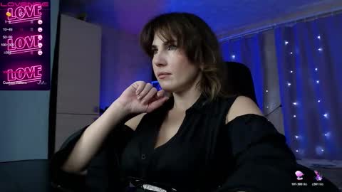 Daniela Cooper online show from October 19, 12:50 pm