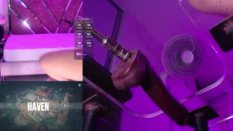 Snapshot of danielamendez__ chatting on May 21, 2:24 pm Dani online show from May 21, 2:24 pm