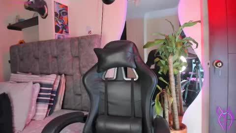 danielasexya online show from September 25, 9:40 pm