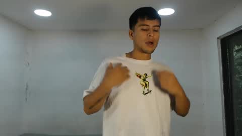 Snapshot of danielitopapii chatting on September 30, 12:21 pm danielitopapii online show from September 30, 12:21 pm