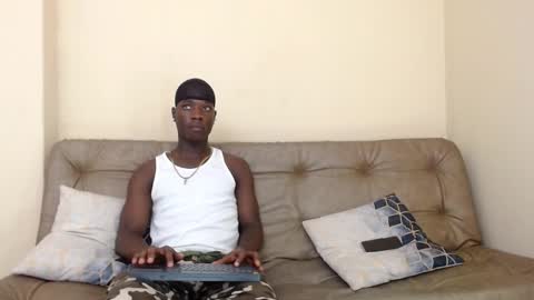 Snapshot of daniell_ferrari chatting on January 13, 7:53 pm daniell_ferrari online show from January 13, 7:53 pm