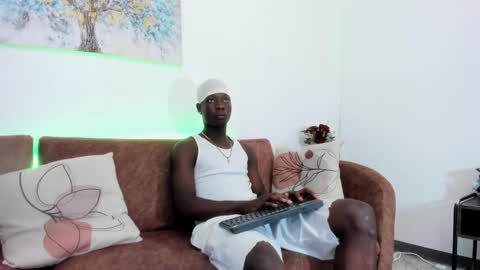 Snapshot of daniell_ferrari chatting on January 18, 8:09 pm daniell_ferrari online show from January 18, 8:09 pm