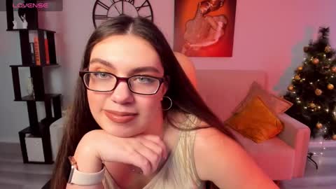 Daniella online show from December 13, 2:38 pm