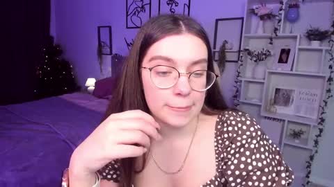 Daniella online show from January 3, 2:19 pm