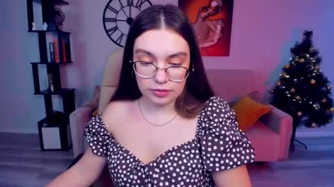 Daniella online show from January 4, 2:46 pm