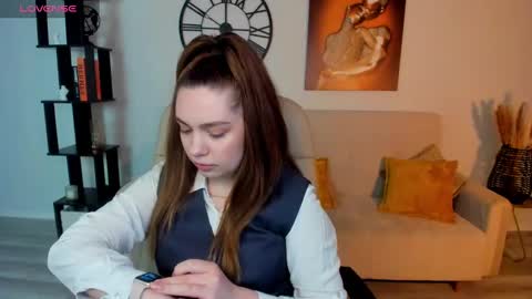 Daniella online show from March 6, 1:57 pm