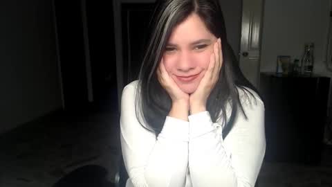 daniellerain online show from February 14, 9:39 am