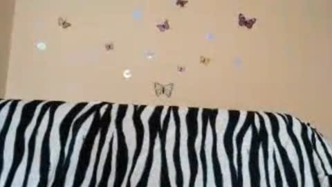 Snapshot of daniellevaulet chatting on June 24, 7:07 am Mia online show from June 24, 7:07 am