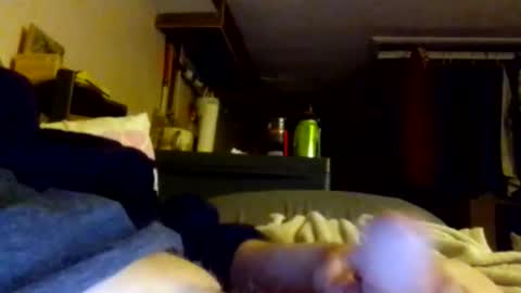 danielmayes19 online show from November 27, 9:00 am