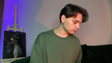 danieltuckerr online show from November 1, 6:43 pm