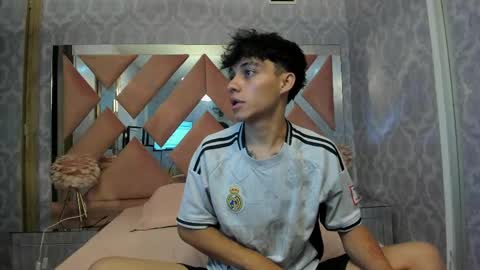 Snapshot of danii_rivas chatting on April 13, 10:21 am Dani online show from April 13, 10:21 am