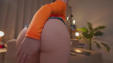      online show from February 21, 11:17 pm