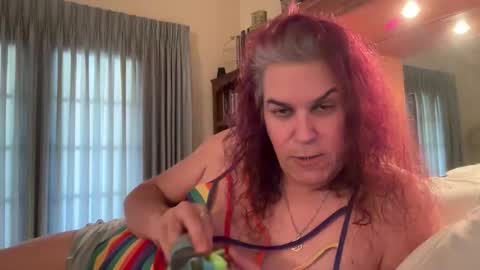 Snapshot of danikadelacruz chatting on December 19, 5:42 pm Dani online show from December 19, 5:42 pm