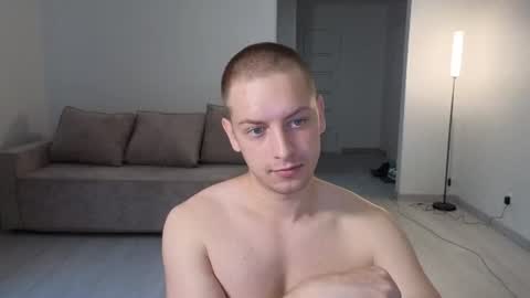Snapshot of danila_trezzini chatting on July 15, 1:55 am danila online show from July 15, 1:55 am