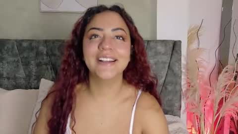 Snapshot of daninianderson chatting on June 8, 9:59 pm daninianderson online show from June 8, 9:59 pm