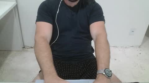 Dani Oli online show from November 6, 9:26 pm