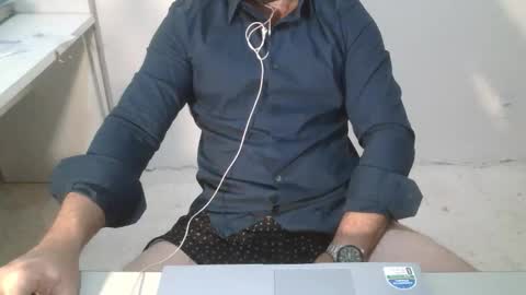 Dani Oli online show from November 26, 10:33 pm