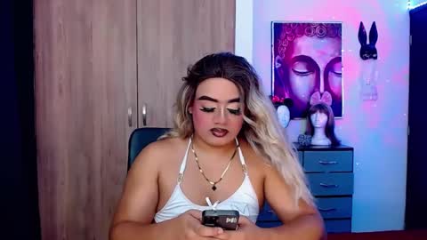 Snapshot of danipein chatting on September 19, 11:22 am danipein online show from September 19, 11:22 am