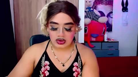 Snapshot of danipein chatting on September 28, 1:16 pm danipein online show from September 28, 1:16 pm