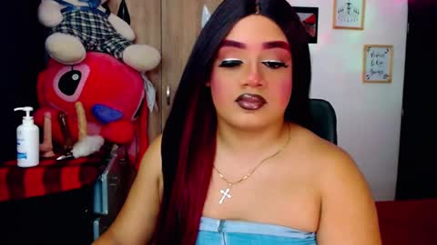 Snapshot of danipein chatting on November 14, 11:42 am danipein online show from November 14, 11:42 am