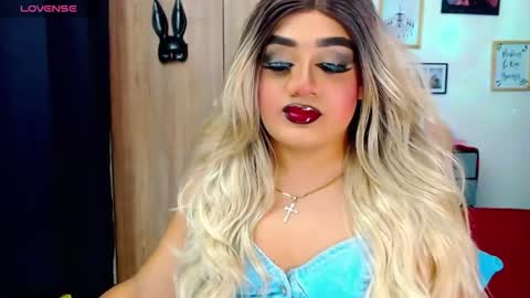 danipein online show from December 16, 3:55 am