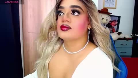 danipein online show from January 12, 5:29 pm