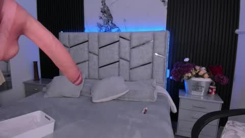 Dani Phonenix online show from January 9, 7:59 pm