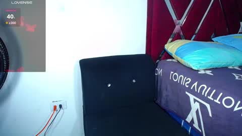 danisabrownn online show from January 15, 12:15 pm