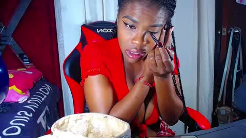 danisabrownn online show from December 22, 12:46 pm