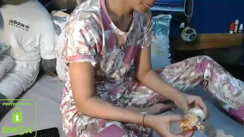 Sasha online show from March 6, 2:29 pm