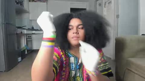 Snapshot of danisweet_ chatting on June 8, 10:21 pm dani online show from June 8, 10:21 pm