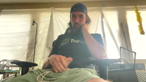 Snapshot of daniszyramaer chatting on February 4, 10:13 pm ZyRaMaxx online show from February 4, 10:13 pm