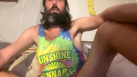 Snapshot of daniszyramaer chatting on December 18, 11:38 am ZyRaMaxx online show from December 18, 11:38 am