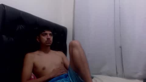 Snapshot of danivoyeur21 chatting on June 5, 10:48 pm daniel segura online show from June 5, 10:48 pm