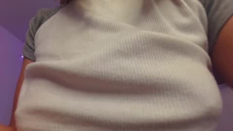 Pau online show from December 17, 4:21 pm