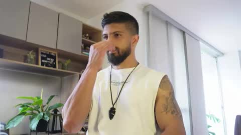 Dann saenz online show from November 14, 2:27 pm