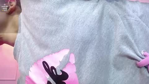 danna7cute online show from April 23, 9:28 pm