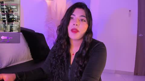 Snapshot of danna_adams1 chatting on June 16, 6:32 pm danna_adams1 online show from June 16, 6:32 pm