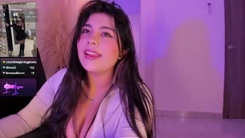 Snapshot of danna_adams1 chatting on June 26, 7:40 pm danna_adams1 online show from June 26, 7:40 pm
