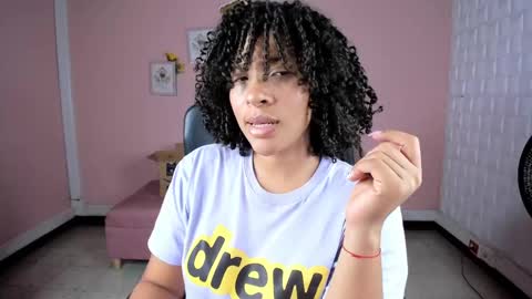 Snapshot of danna_berry chatting on January 15, 3:29 pm DannaBerry online show from January 15, 3:29 pm